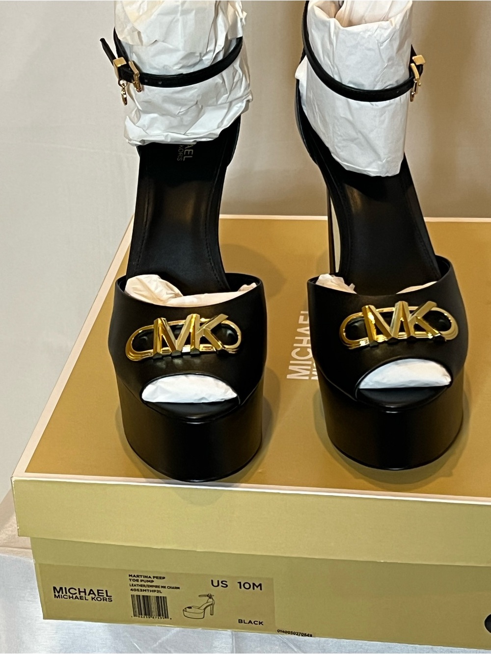 MICHAEL Michael Kors Black Platform Peep-Toe Sandals with Gold MK Accent Sz 10